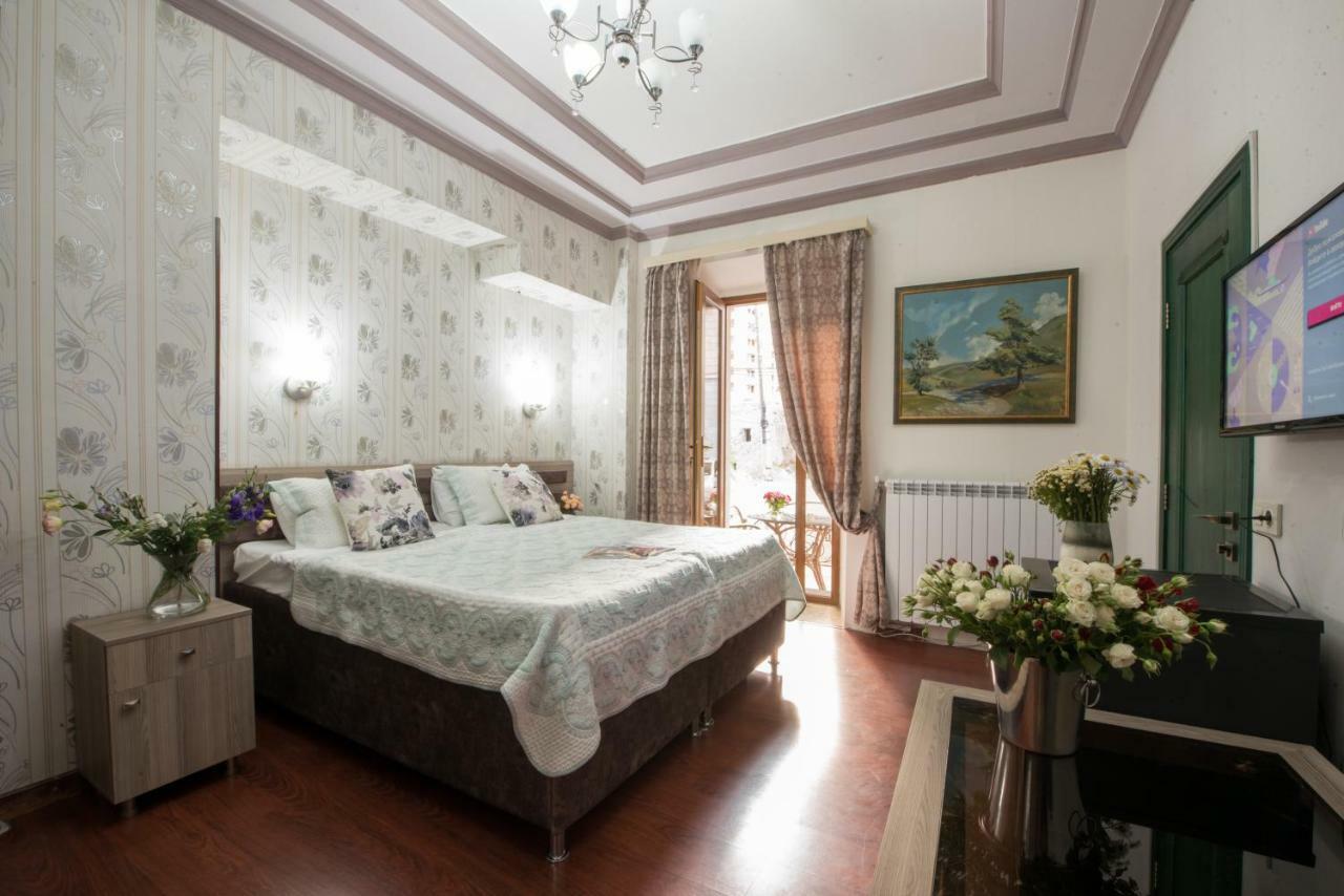 Votre Maison Jereván Kültér fotó
