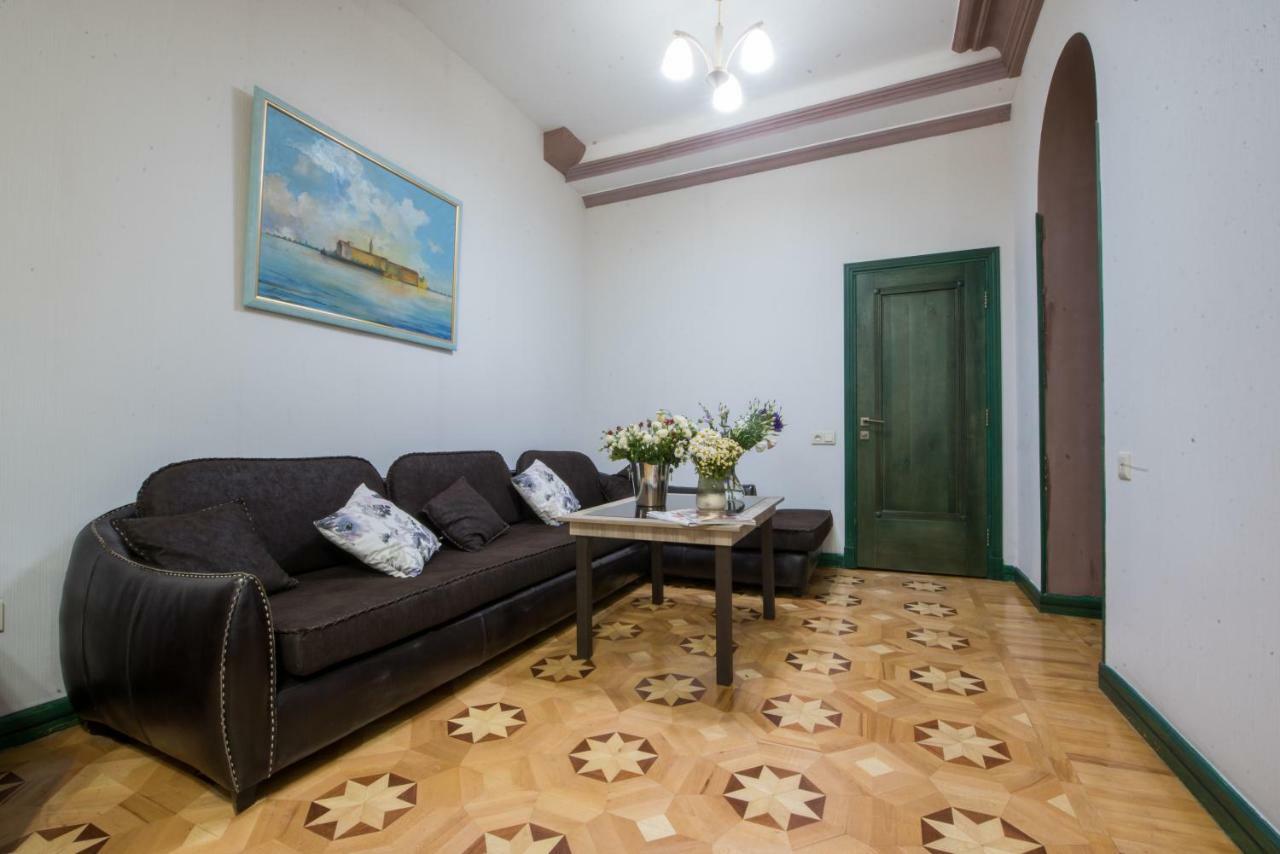 Votre Maison Jereván Kültér fotó